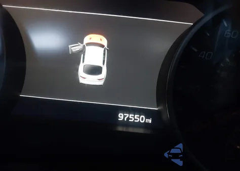 2019 Kia Stinger Premium z USA, uszkodzony, nr VIN KNAE25LAXK6059233